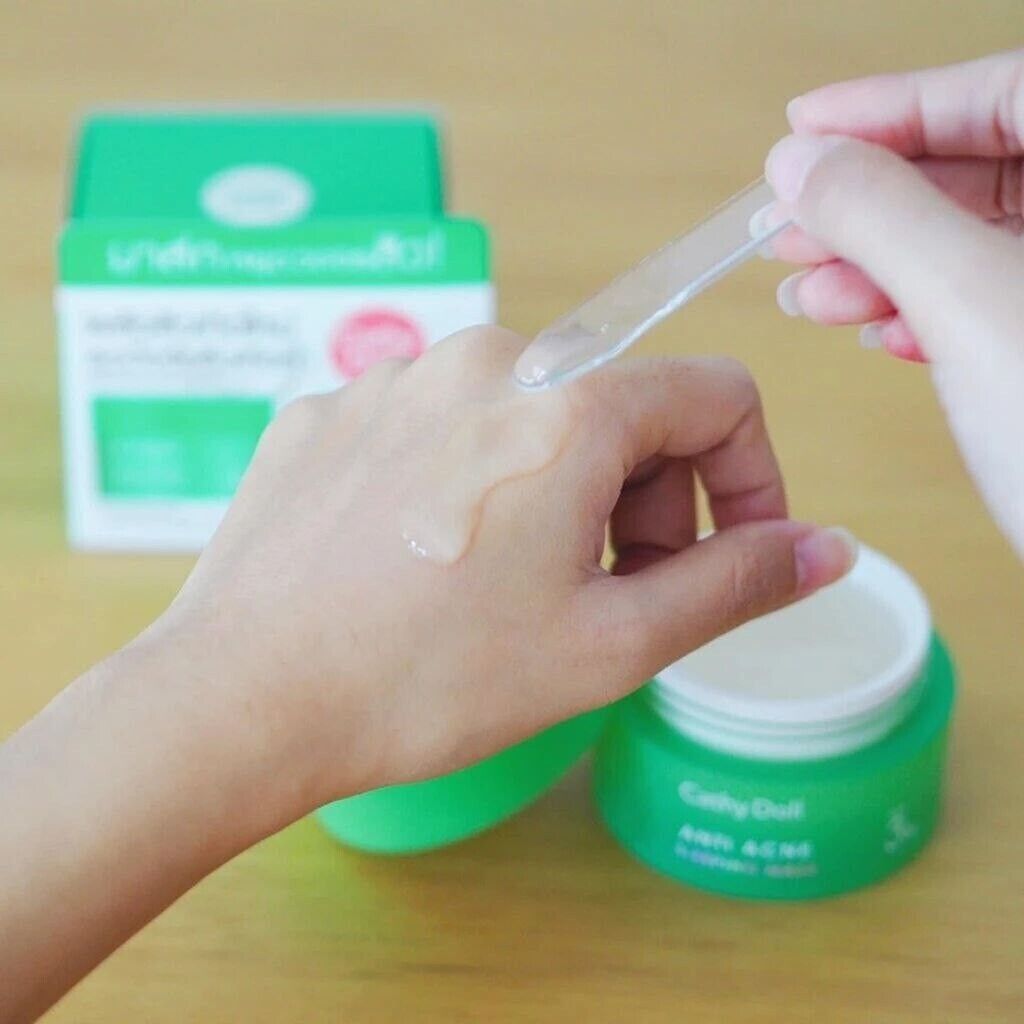 CATHY DOLL ANTI-ACNE SLEEPING MASK (50G)