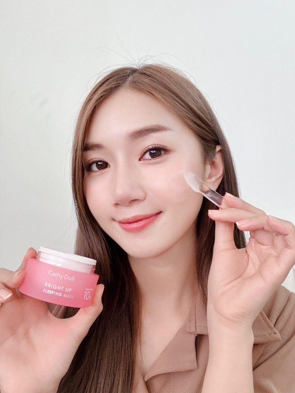 CATHY DOLL BRIGHT UP SLEEPING MASK (30G)